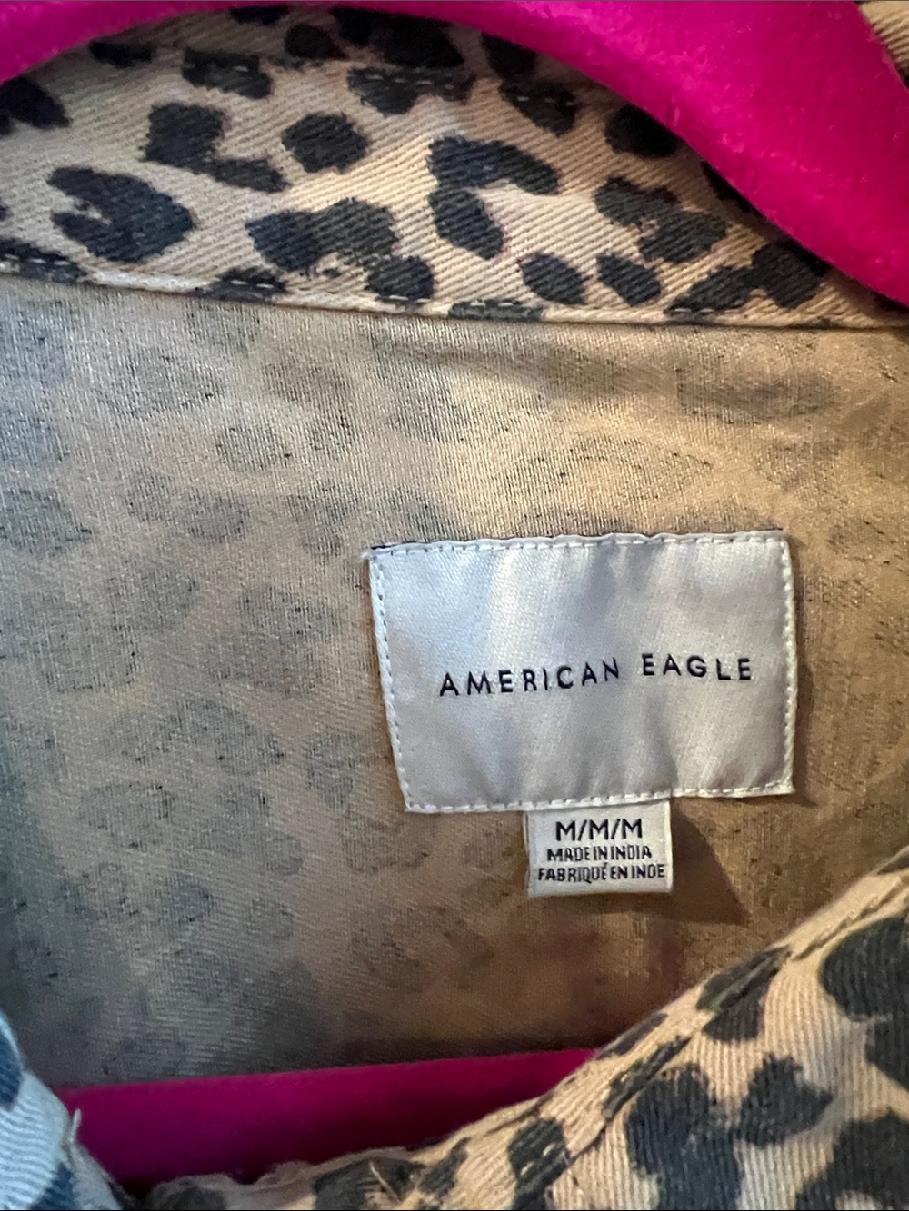 American Eagle Outfitters Leopard Print Jean Jacket - Tan & Black Size Medium - Picture 2 of 8